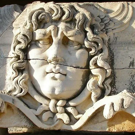 Eroglu ホテル フェティエ