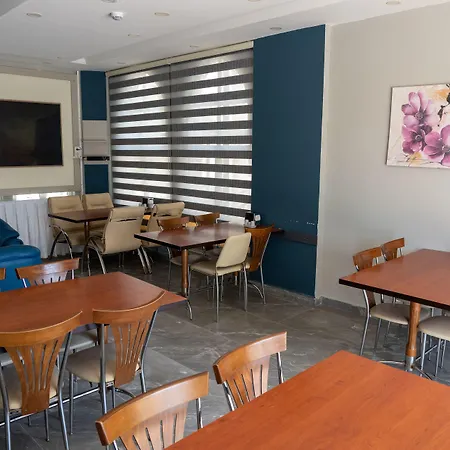 Eroglu ホテル フェティエ