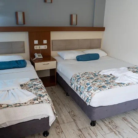 Eroglu ホテル フェティエ